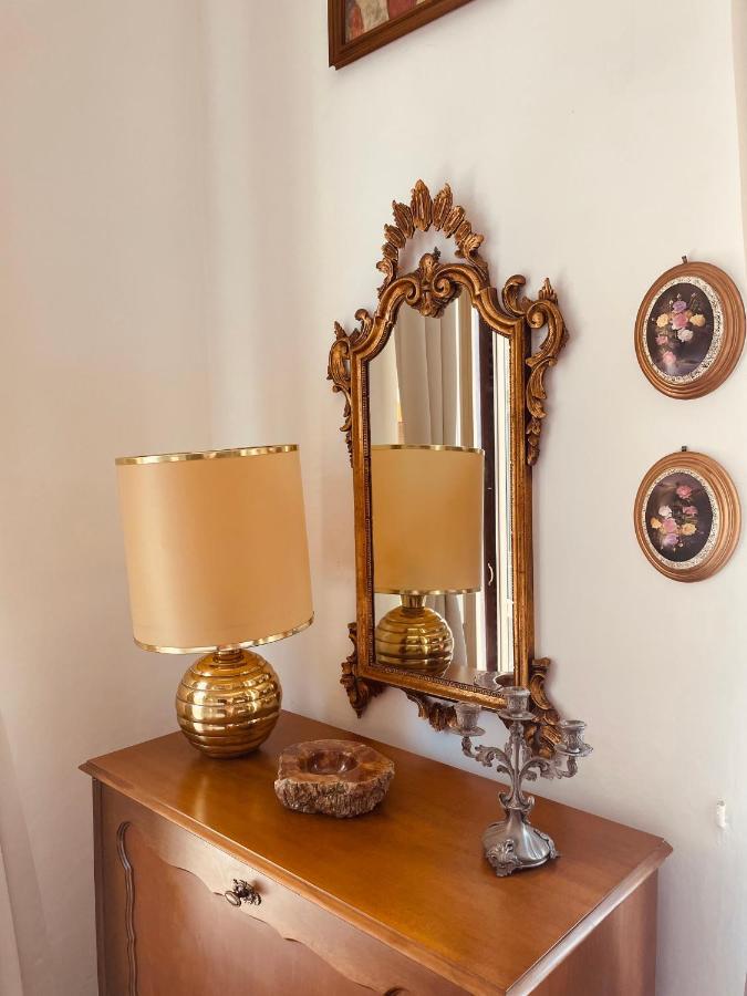 Appartamento Retro-Chic In La Spezia Kültér fotó