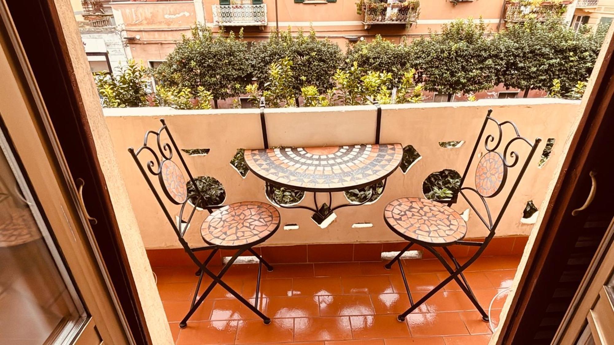 Appartamento Retro-Chic In La Spezia Kültér fotó